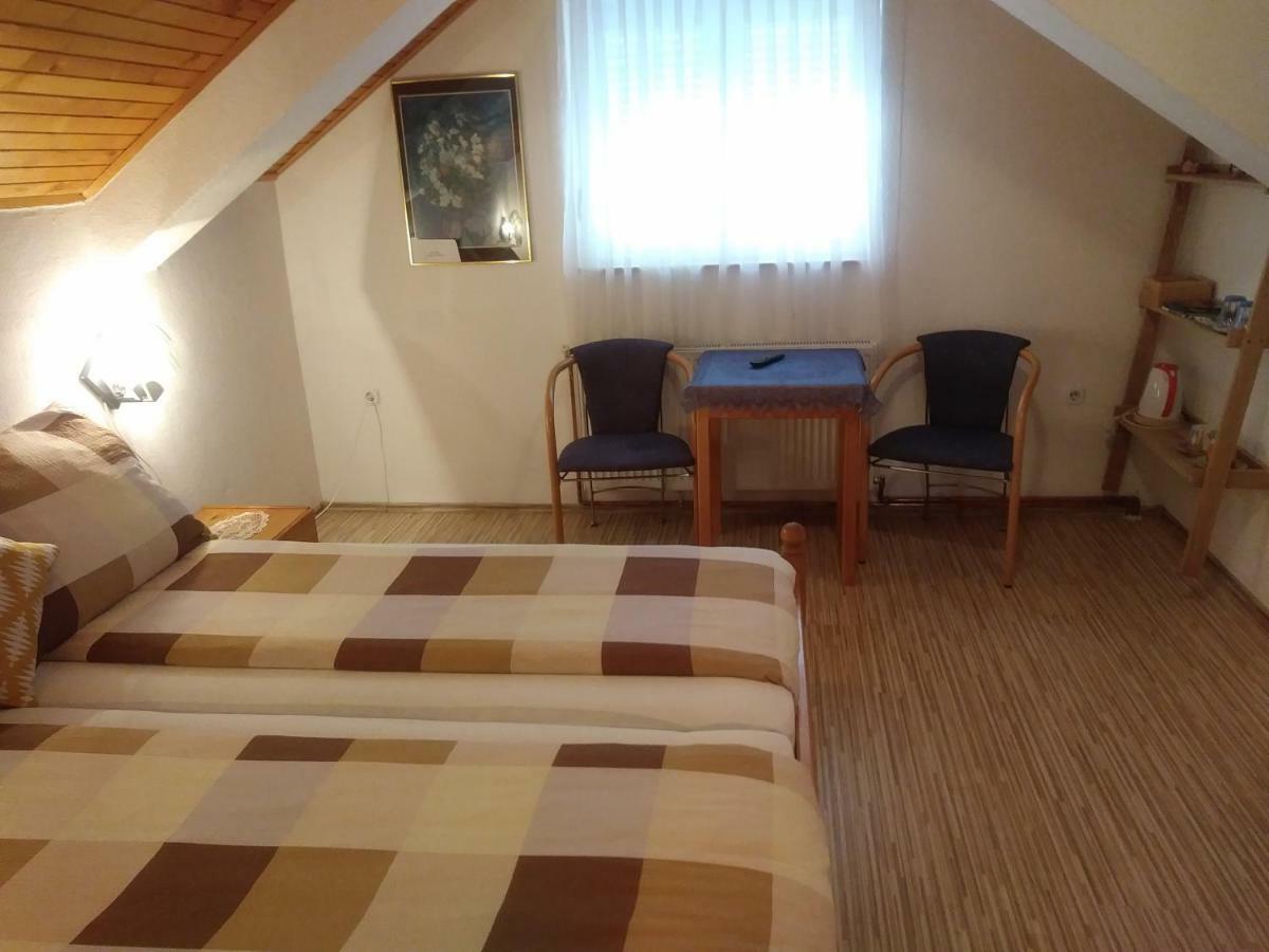 Rooms Josip Korenica Ngoại thất bức ảnh