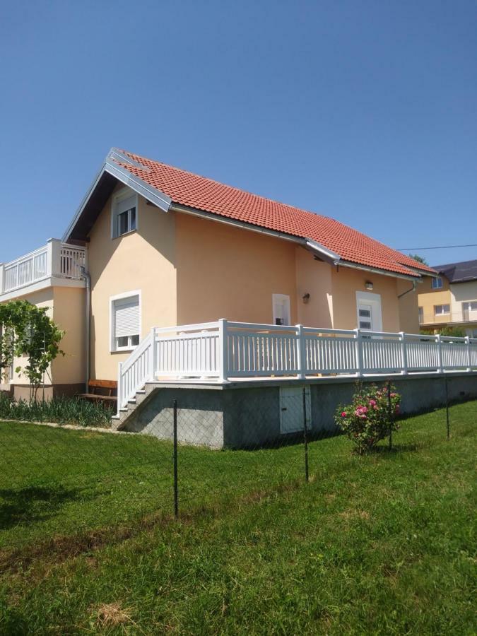 Rooms Josip Korenica Ngoại thất bức ảnh